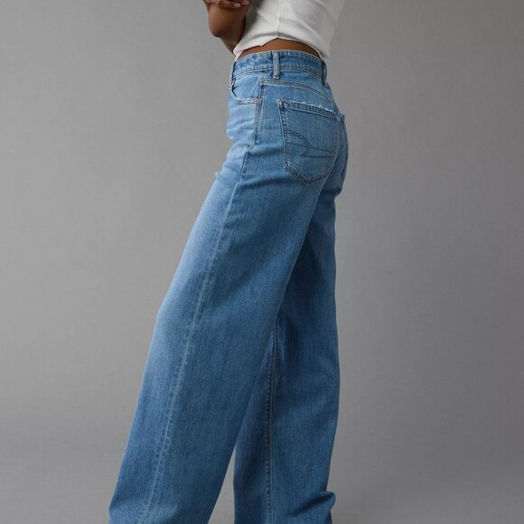 AE  Dreamy Drape Super High-Waisted Baggy Wide-Leg Jean - Picture 1 of 9